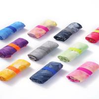 Nouvelle arrivée personnalisée à double face imprimée à la cravate teinture serviette de sable gratuit pour la serviette de sport en microfibre Voyage à la plage en été