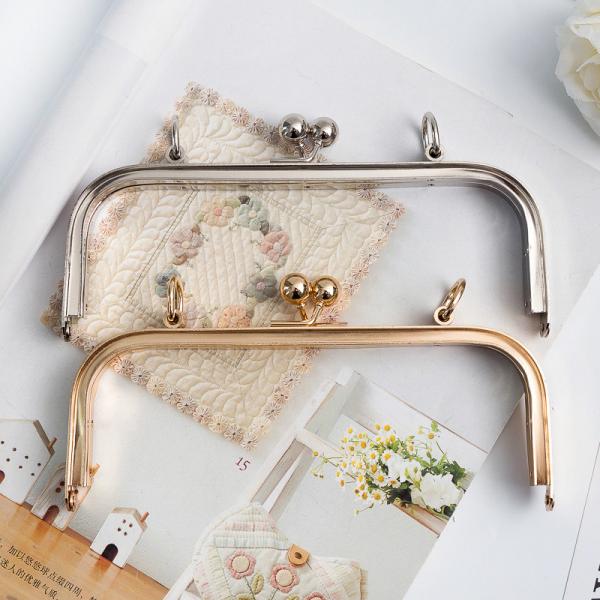 22*7.8cm Polishing Electroplate Kiss Clasp Purse Frame With Chain Loops
