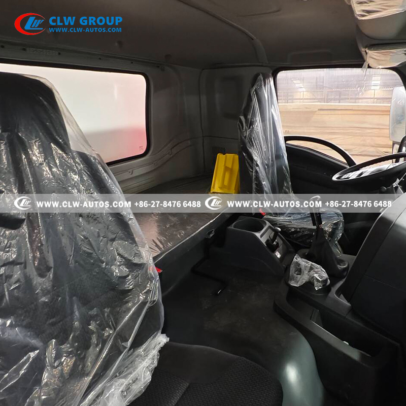 ISUZU 20m³ Bulk Feed Transport Truck For Chicken Feed Delivery