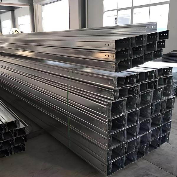 bandeja de cable perforado de acero inoxidable de 50 mm con resistencia al fuego no combustible y espesor de 1,2 mm-2,5 mm