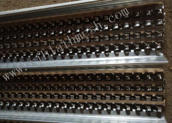 0.45m Width Galvanized HY Rib Mesh For Building 0.18-0.57mm Thickness