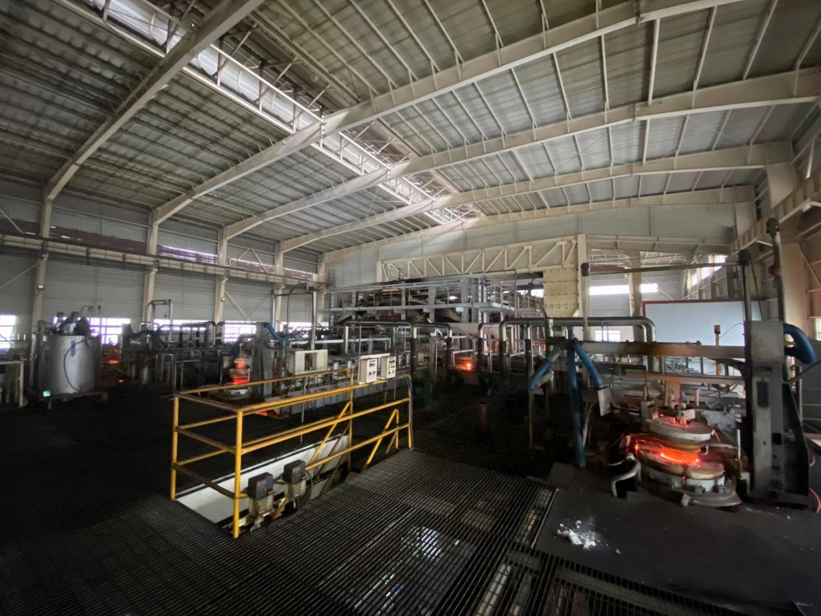 300ml Fully Automatic 380V Glass Bottle Production Line for Beer Bottle Forming