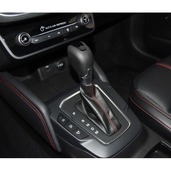 Форд фокусирует седан 2022 мест бензина 5 3-отсека автоматический