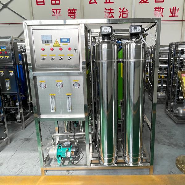 Sistema de filtragem de purificador de água mineral profissional para tratamento de RO de 500 kg/HWater