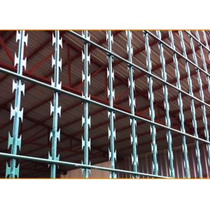 Катушка пересеченная нержавеющей сталью консертина определяет колючую проволоку бритвы катушки