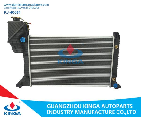 Auto Spare Parts / Aluminium Car Radiators Benz Sprinter' 95-00 AT Cooling Radiator System