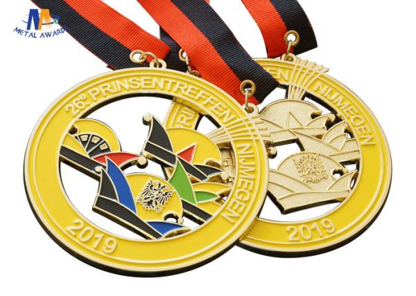 Custom Carnival Bespoke Medals Shiny Brass Plating Soft Enamel With 2 Eyes
