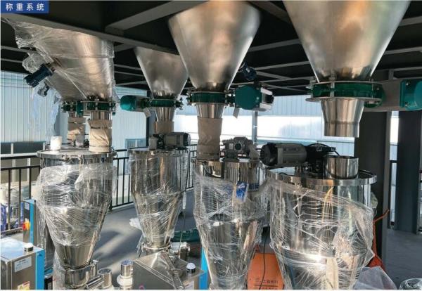 Rustproof Plastic Extrusion Machine High Productivity Plastic Recycling Extruder