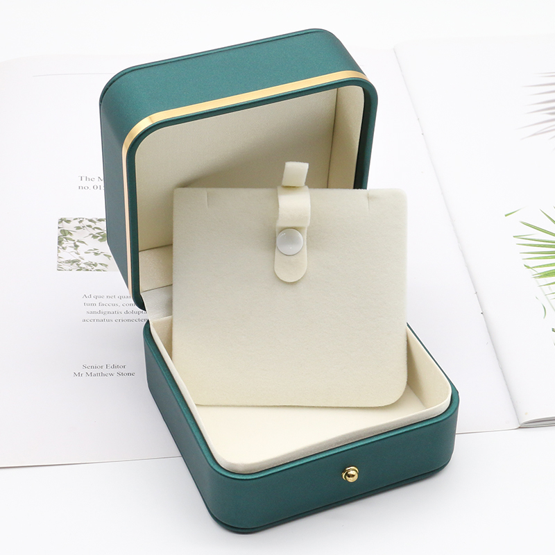 Luxurious PU Leather Jewelry Box High End Multiple Sizes Sleek Design