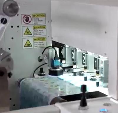 Digital Label Die Cutting Laminating Machine 4 PCS Cutting Blades