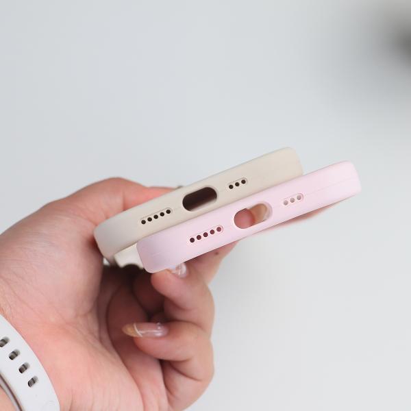 Magnetic Mobile Phone Cover Slim Liquid Silicone Phone Cover Shockproof For IPhone 16 pro