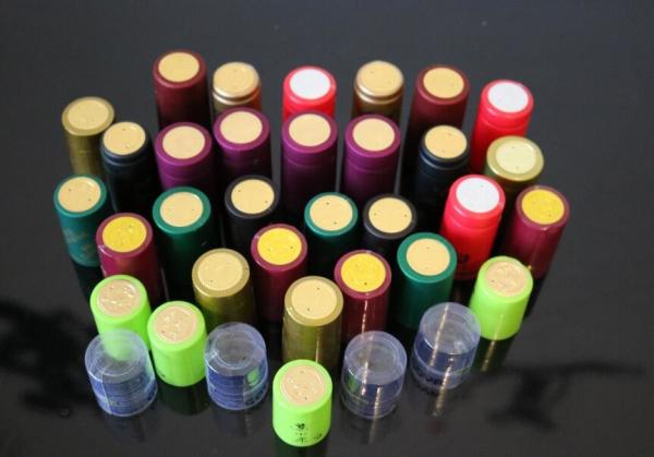Heat shrink/ PVC capsules for bottles of wine  grappa  spirits oil  vinegar and beer