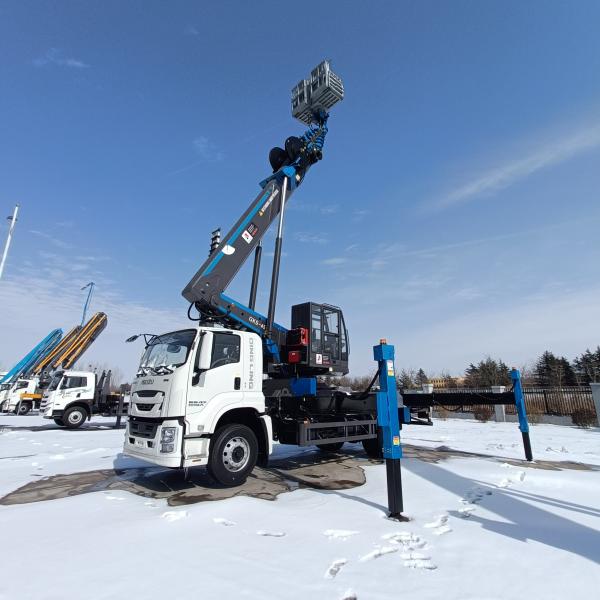 JIUHE 45M Elevador de trabalho aéreo plataforma de operação camião de alta altitude camião de trabalho aéreo com balde