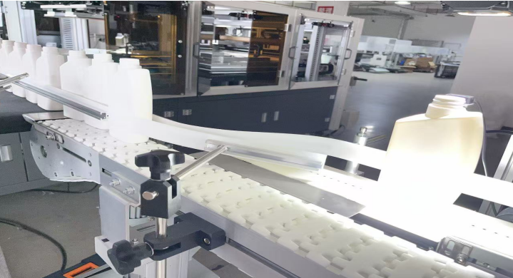 6KW/H Industrial Packing Machine 2500ml Pet Bottle Packaging Machine