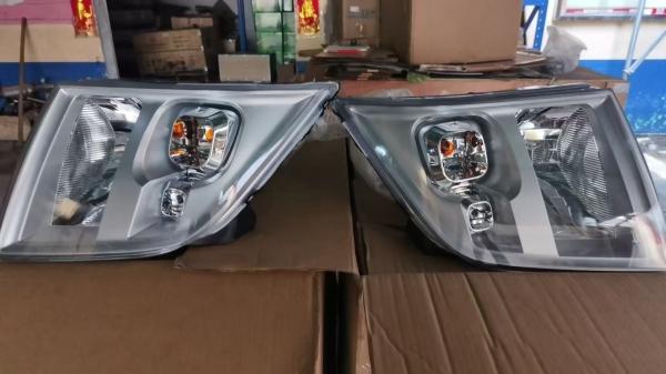 Phare Ford Transit 95VG13006SAA 95VG13005SAA 20.5x16.5x15.5cm