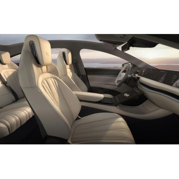 Pure Electric 2024 IM L7 Luxury SUV Electric Sports Car Maximum Speed 200km/h