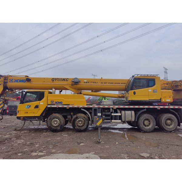 Used 2020 XCMG QY40KC 40 Ton Truck Crane