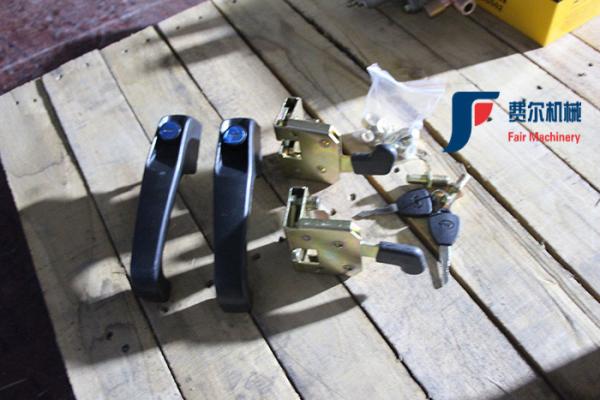 Original VOLVO Loader Parts / VOLVO Spare Parts Cabin Door Lock NBS502