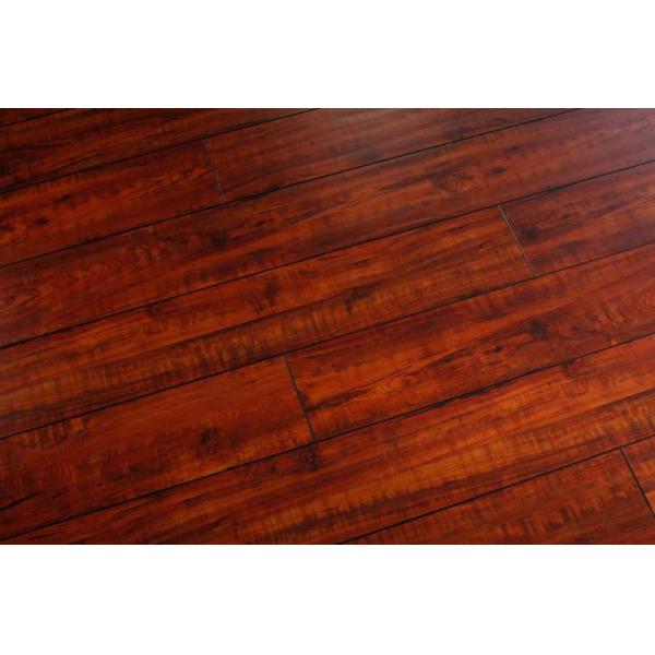 Гостиницы делают настил водостойким Кристл 8мм слоистый с немецкой технологией