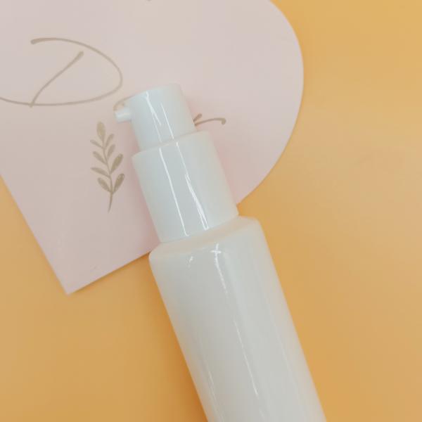Tubo de loção de plástico PE de 30 mm de diâmetro Capacidade 30 ml - 50 ml PCR Tubo de barreira de 50%