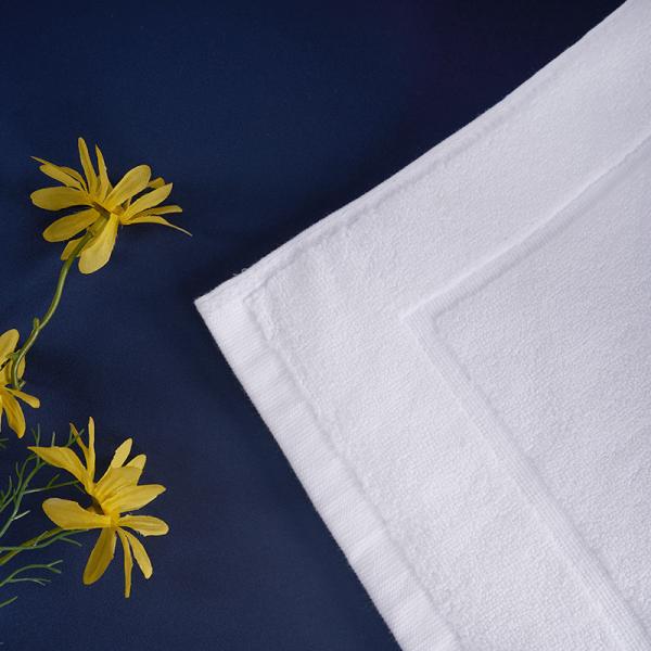 Jacquard Logo Hotel Bath Mat 50*80cm Double - Sided Absorbent Cotton Yarn