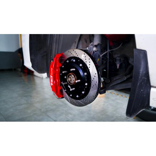 Front Big Brake Kit 4 Piston Caliper With 330x28mm Rotor BBK Auto Brake System For Changan RAETON CC 17 Inch Car Rim
