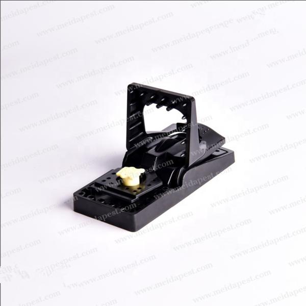 Una trampa práctica para ratas de plástico para el control sostenible de plagas en el hogar