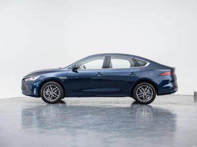Byd Qin Plus Dm-I Hybrid Car 2023 4 Doors 5 Seats Closed Body Type Best Electric Car