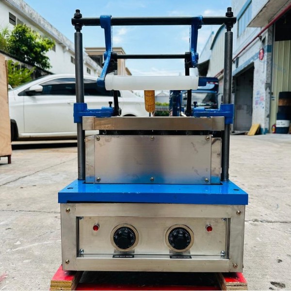4 Heads Sugar Ice Cream Wafer Biscuit Cone Making Machine Easy to Operate and Maintain