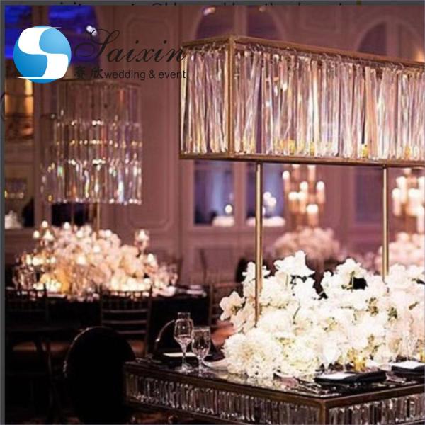 Estandes de ouro de metal para peças centrais de casamento cilindro com cristal longo 130cm