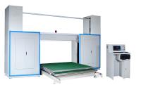 Máquina de corte horizontal da espuma do CNC com a lâmina de oscilação para a espuma especial da forma