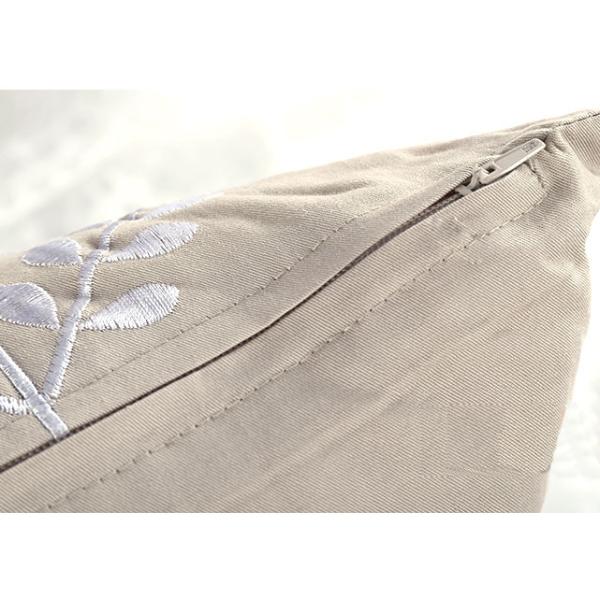 100% Cotton Luxury Throw Pillows , Leaves Pattern Embroidered Cushion Covers