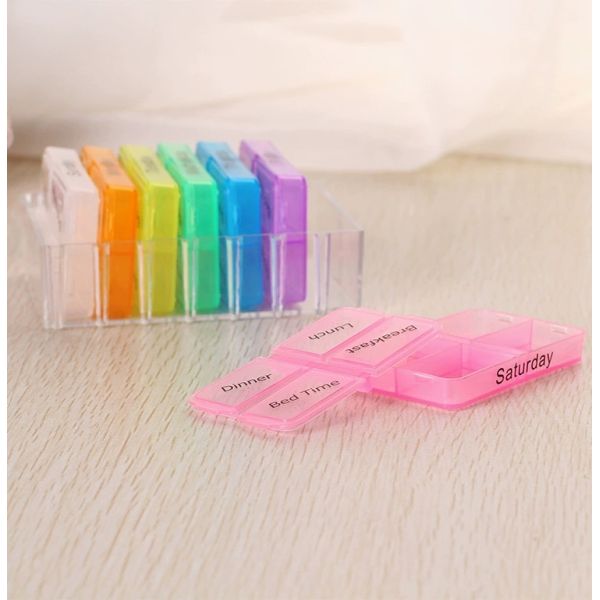 Customized New Design Food Grade PP Child-Resistant Pill Organizer Medicine Storage Weekly 7 Days 28 Compartments Custom Logo