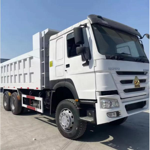 SINOTRUK howo 371 chevaux 400 chevaux nouveau camion-déchargeur lourd 6x4 camion à bascule avec prix inférieur
