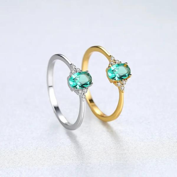Wholesale Simple 925 Sterling Silver Delicate CZ Dainty Emerald Jewelry Ring