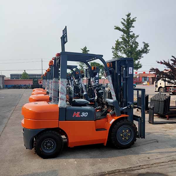 Full Free Lift Mast 3m Forklift 3.5 Ton Chinese Engine Warehouse Fork Lift Truck Red