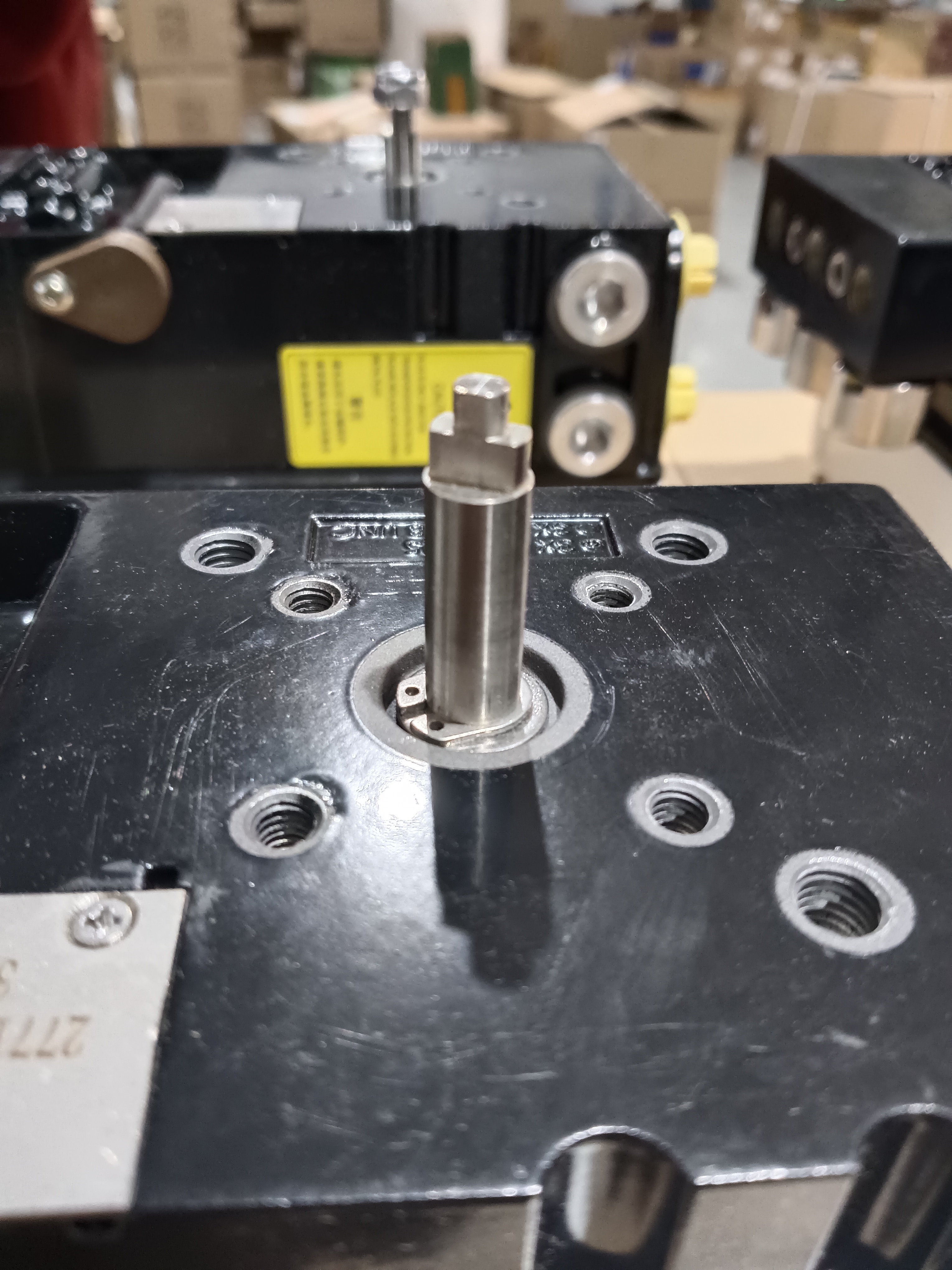 Flowserve Valve Controller Pneumatic Actuator Valve Positioner Flowserve Logix 520MD Asco 327 Solenoid Valves