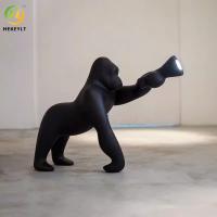 Sculptez l'exposition hall noire de lobby de Gorilla Floor Lamp For Hotel