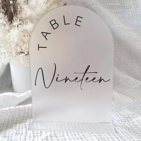 Acrylic frosted arched table sign modern 4x6 frosted wedding display stand with gold printed arched acrylic table number stand