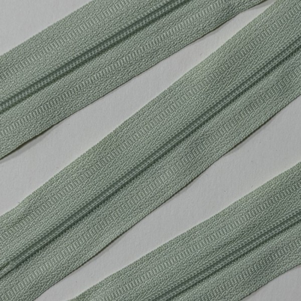 Stable #3 Nylon Zipper Resistant To Breakage From Repeated Bending