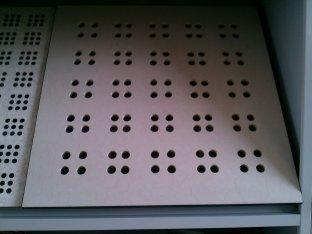 600 × 600 × 35 mm Perforated Raised Floor of Good Ventilation