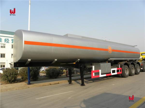 Heavy 3 Axles Crude Oil Tanker Trailers 60000L Oil Tanker Truck