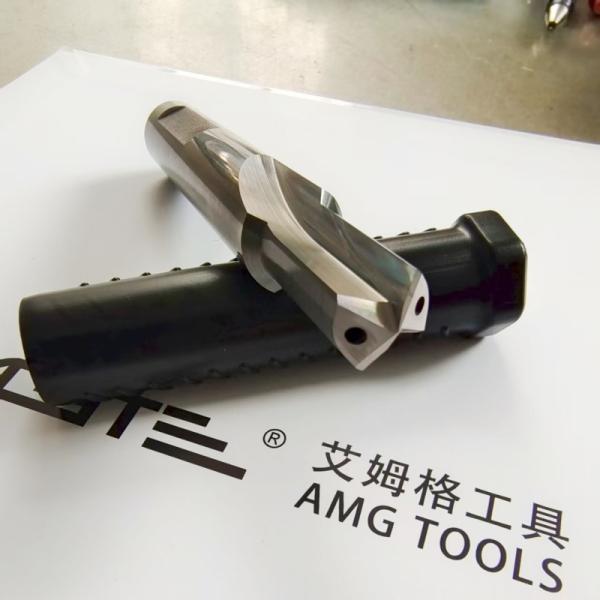 High precision double straight hole internal cold straight groove drill 