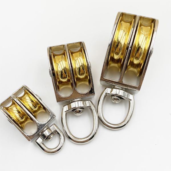 Double Swivel Pulley