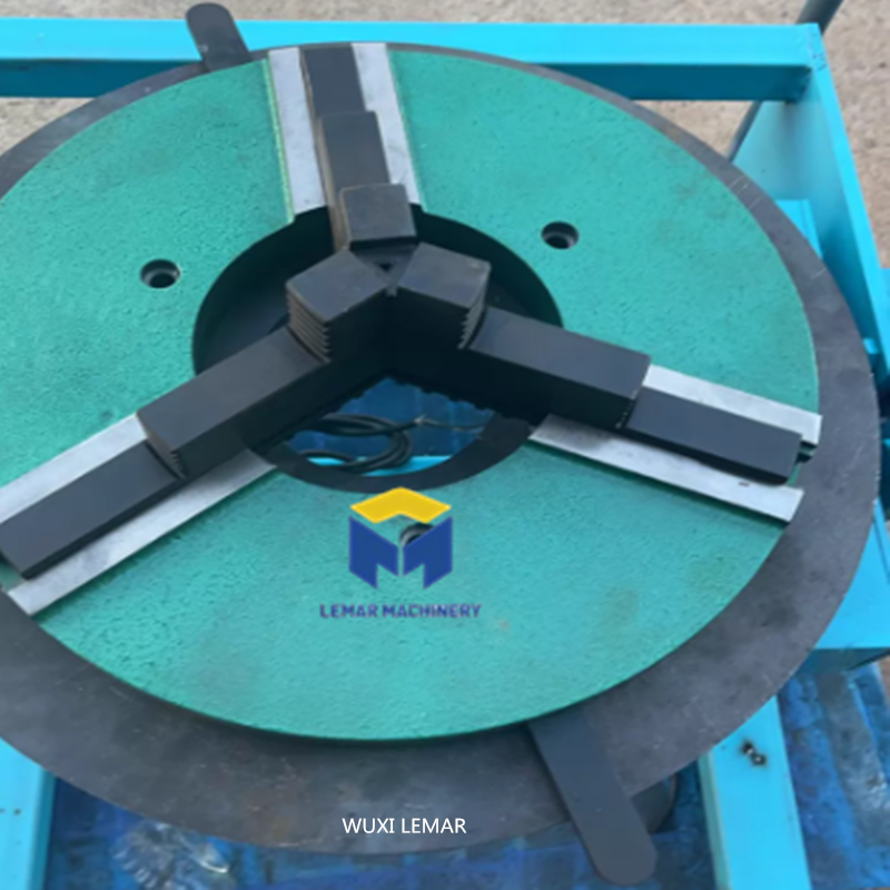 Circular Welding 100kg Positioner, 0-90° Tilting Turntable with 300mm Three-jaw Chuck