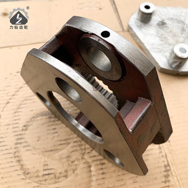 Excavatrice Slewing Pinion Gear du transporteur SH60 2st de vitesse d'oscillation de machines de construction