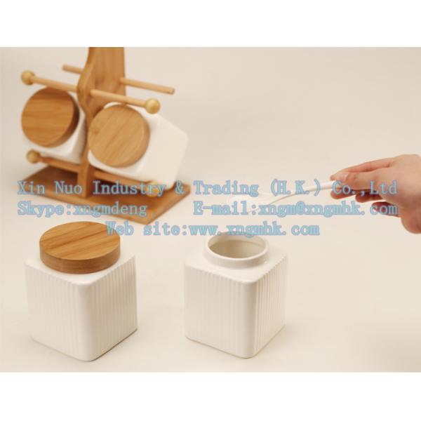 Ladders cruet, bamboo spice jar care of a family of four, wooden bamboo pepper shakers