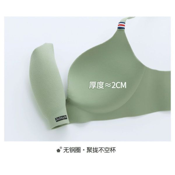 Women One Piece Small Breast a and B Cup Suitable Hot Selling Wire-Free Convertible Straps Lady's Bra