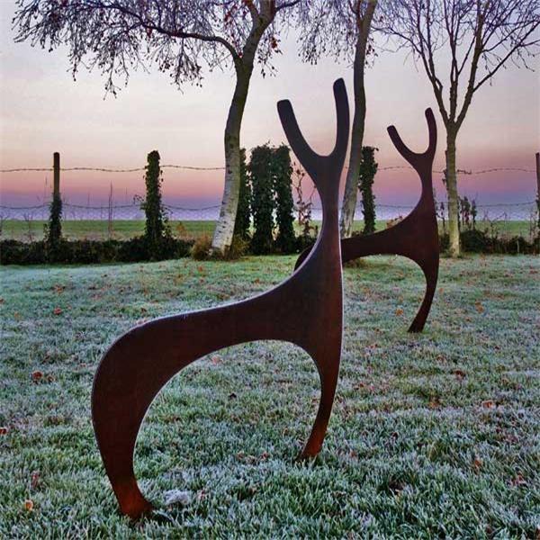 Contemporary Rusty Metal Garden Ornaments Corten Steel Deer Lawn Sculpture