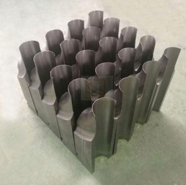 MO-005 Injection Moulding Die Pipe Bender Dies